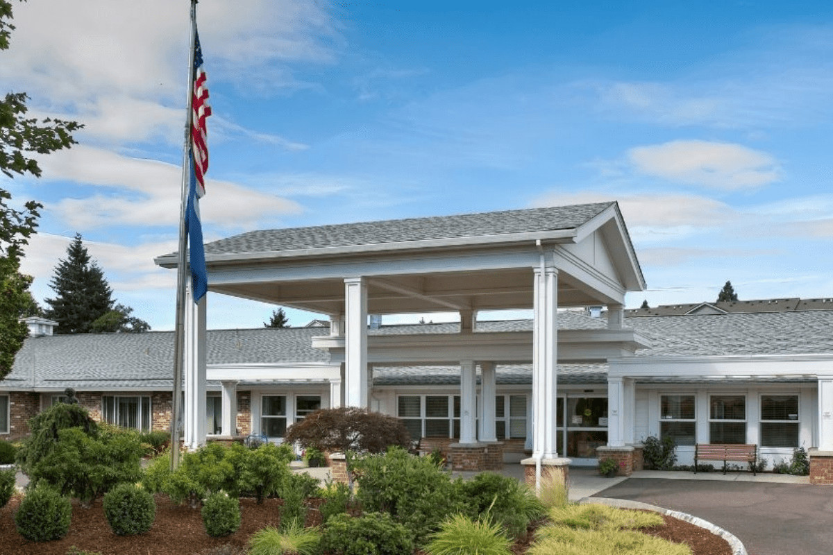 Outside view of Forest Grove Post Acute